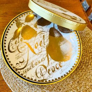 Restoration hardware Set 4 Christmas Holiday Gold Pear Plates